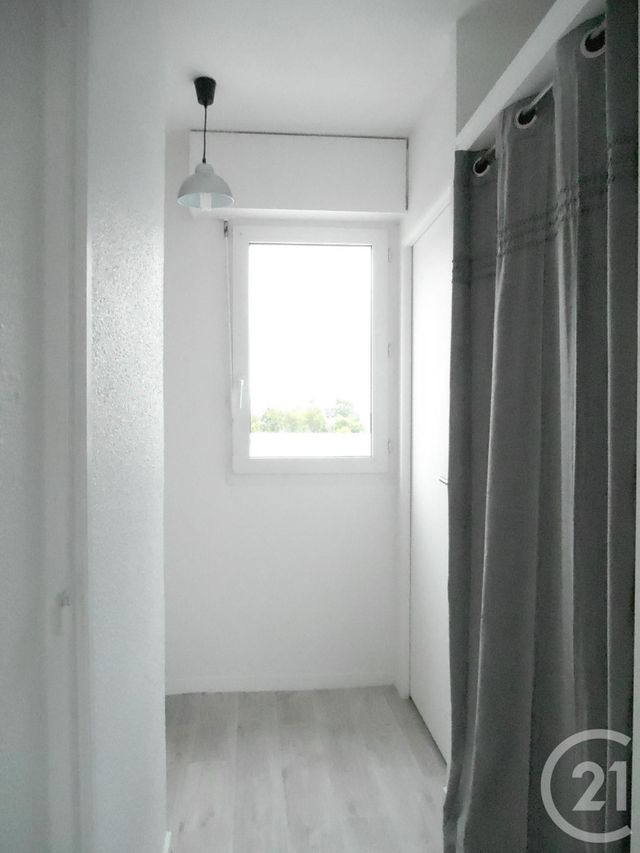 Appartement F1 à louer - 1 pièce - 25.0 m2 - CHERBOURG EN COTENTIN - 50 - BASSE-NORMANDIE - Century 21 Hervé Regnault