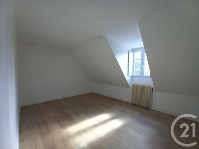 maison à louer - 5 pièces - 102.34 m2 - ST GERMAIN DE TOURNEBUT - 50 - BASSE-NORMANDIE - Century 21 Hervé Regnault