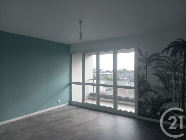 Appartement F2 à louer - 2 pièces - 47.0 m2 - CHERBOURG EN COTENTIN - 50 - BASSE-NORMANDIE - Century 21 Hervé Regnault