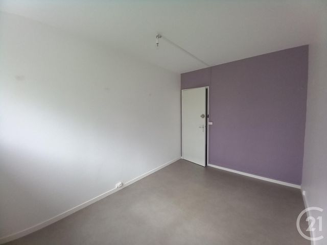 Appartement F6 à vendre - 5 pièces - 101.87 m2 - CHERBOURG EN COTENTIN - 50 - BASSE-NORMANDIE - Century 21 Hervé Regnault