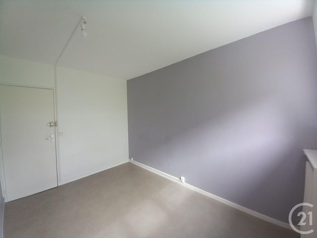 Appartement F6 à vendre - 5 pièces - 101.87 m2 - CHERBOURG EN COTENTIN - 50 - BASSE-NORMANDIE - Century 21 Hervé Regnault