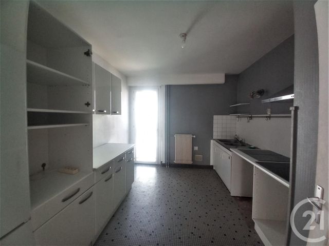 Appartement F5 à vendre - 5 pièces - 106.2 m2 - CHERBOURG EN COTENTIN - 50 - BASSE-NORMANDIE - Century 21 Hervé Regnault