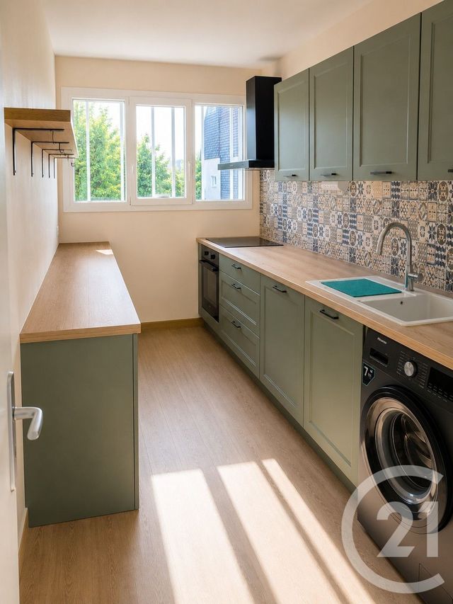 Appartement F3 à louer - 3 pièces - 59.0 m2 - CHERBOURG EN COTENTIN - 50 - BASSE-NORMANDIE - Century 21 Hervé Regnault