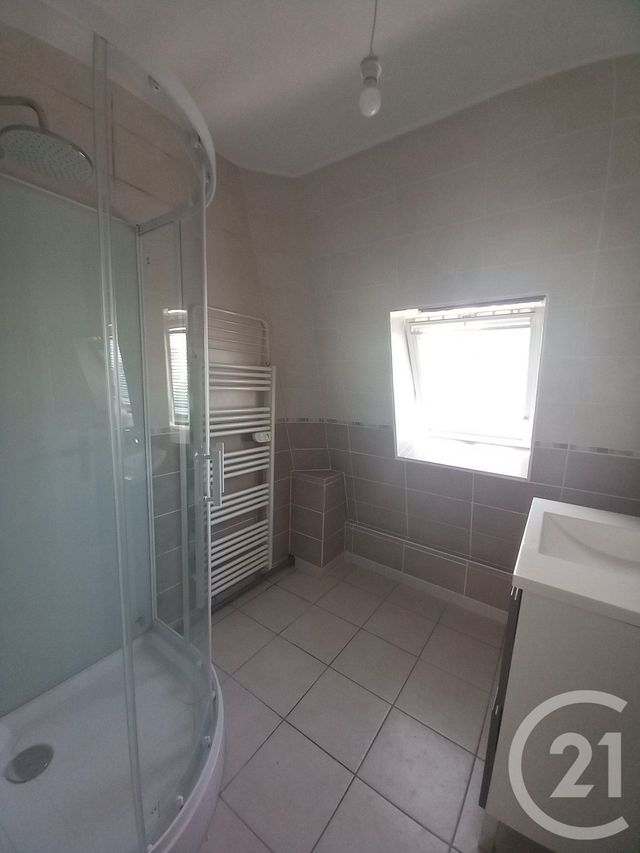 Appartement F4 à vendre - 5 pièces - 87.63 m2 - CHERBOURG EN COTENTIN - 50 - BASSE-NORMANDIE - Century 21 Hervé Regnault