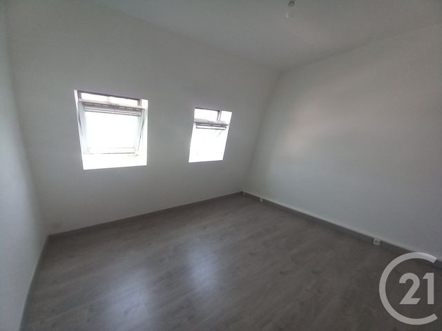Appartement F4 à vendre - 5 pièces - 87.63 m2 - CHERBOURG EN COTENTIN - 50 - BASSE-NORMANDIE - Century 21 Hervé Regnault