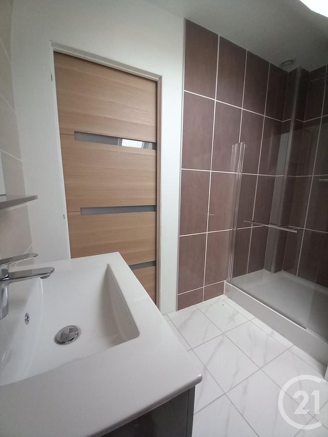 maison à vendre - 7 pièces - 129.8 m2 - ST MARTIN LE GREARD - 50 - BASSE-NORMANDIE - Century 21 Hervé Regnault