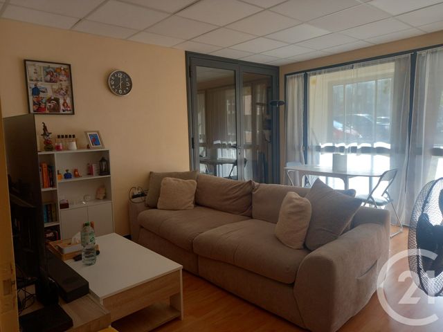 Appartement F3 à louer - 3 pièces - 61.18 m2 - CHERBOURG EN COTENTIN - 50 - BASSE-NORMANDIE - Century 21 Hervé Regnault