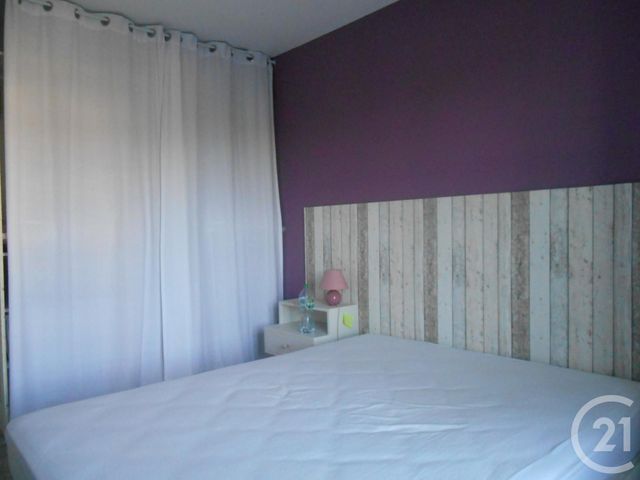 Appartement F4 à louer - 4 pièces - 76.58 m2 - CHERBOURG EN COTENTIN - 50 - BASSE-NORMANDIE - Century 21 Hervé Regnault