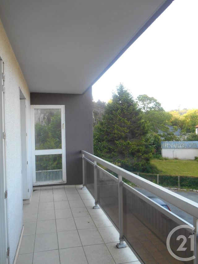 Appartement F4 à louer - 4 pièces - 76.58 m2 - CHERBOURG EN COTENTIN - 50 - BASSE-NORMANDIE - Century 21 Hervé Regnault