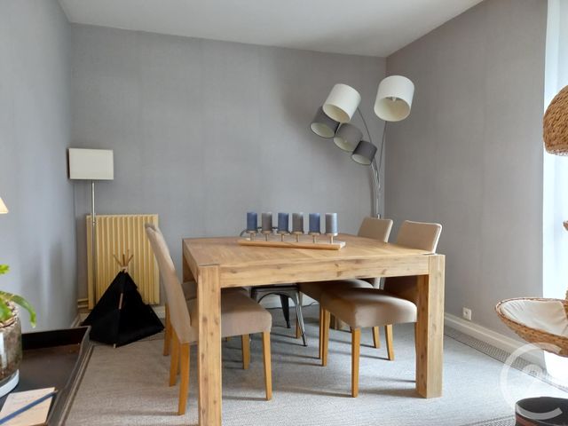 Appartement F4 à louer - 4 pièces - 77.3 m2 - 50 - BASSE-NORMANDIE - Century 21 Hervé Regnault