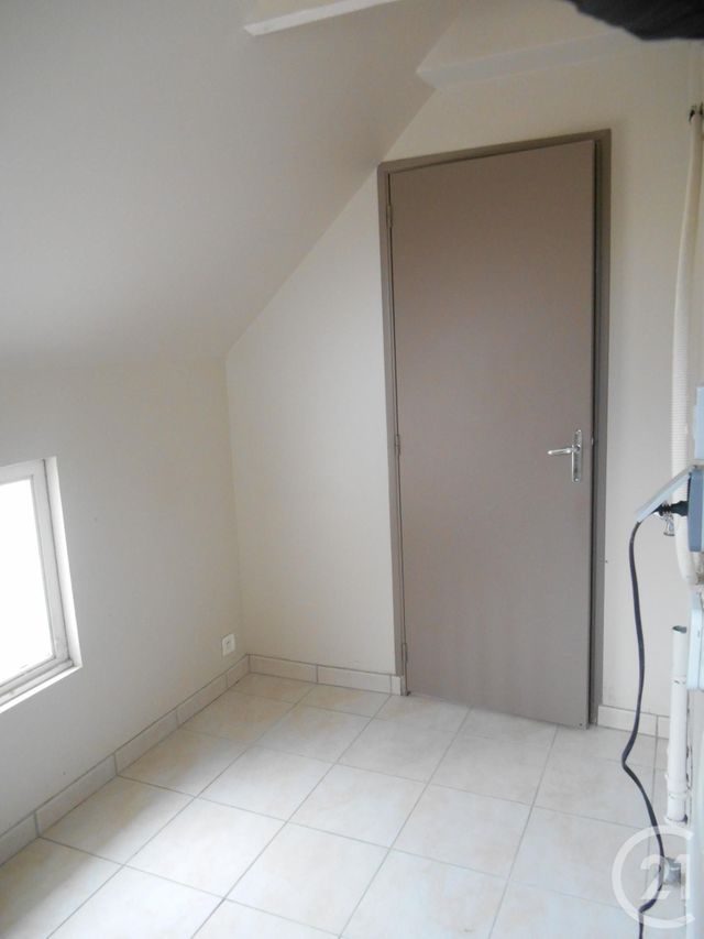 maison à louer - 4 pièces - 86.0 m2 - CHERBOURG EN COTENTIN - 50 - BASSE-NORMANDIE - Century 21 Hervé Regnault