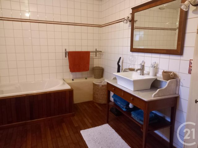 maison à vendre - 6 pièces - 143.0 m2 - VIRANDEVILLE - 50 - BASSE-NORMANDIE - Century 21 Hervé Regnault