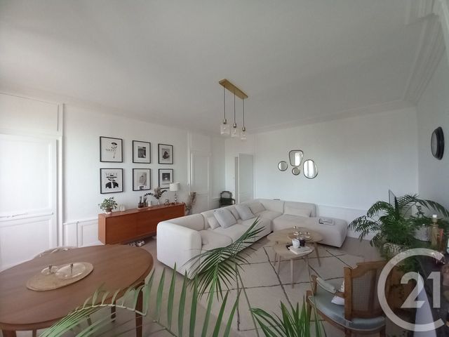 Appartement F3 à louer - 3 pièces - 67.61 m2 - CHERBOURG EN COTENTIN - 50 - BASSE-NORMANDIE - Century 21 Hervé Regnault