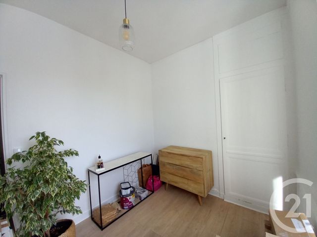 Appartement F3 à louer - 3 pièces - 67.61 m2 - CHERBOURG EN COTENTIN - 50 - BASSE-NORMANDIE - Century 21 Hervé Regnault
