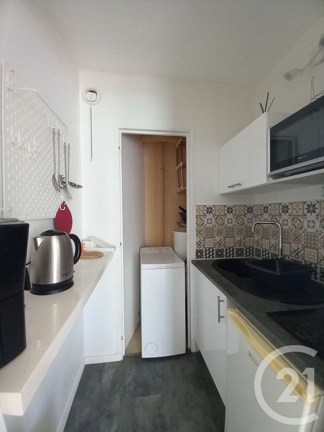 Appartement Studio à louer - 1 pièce - 25.0 m2 - CHERBOURG EN COTENTIN - 50 - BASSE-NORMANDIE - Century 21 Hervé Regnault
