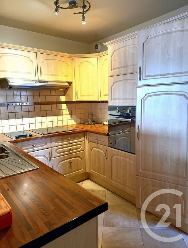 Appartement F3 à vendre - 3 pièces - 79.8 m2 - CHERBOURG EN COTENTIN - 50 - BASSE-NORMANDIE - Century 21 Hervé Regnault