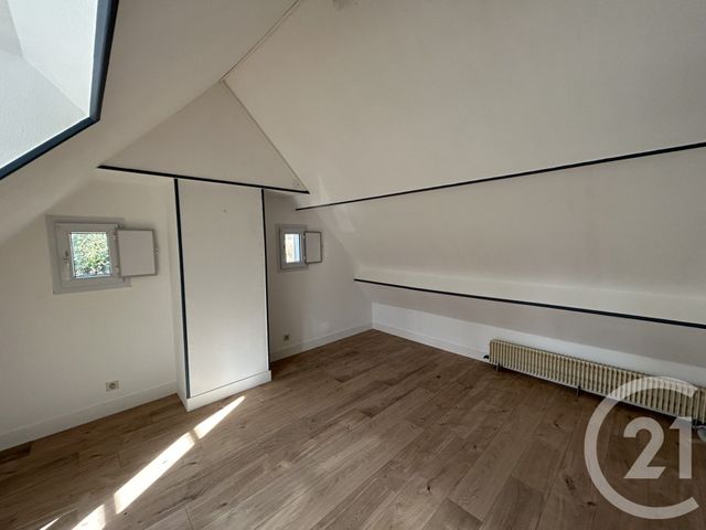 maison à louer - 3 pièces - 83.0 m2 - ST GERMAIN DE TOURNEBUT - 50 - BASSE-NORMANDIE - Century 21 Hervé Regnault
