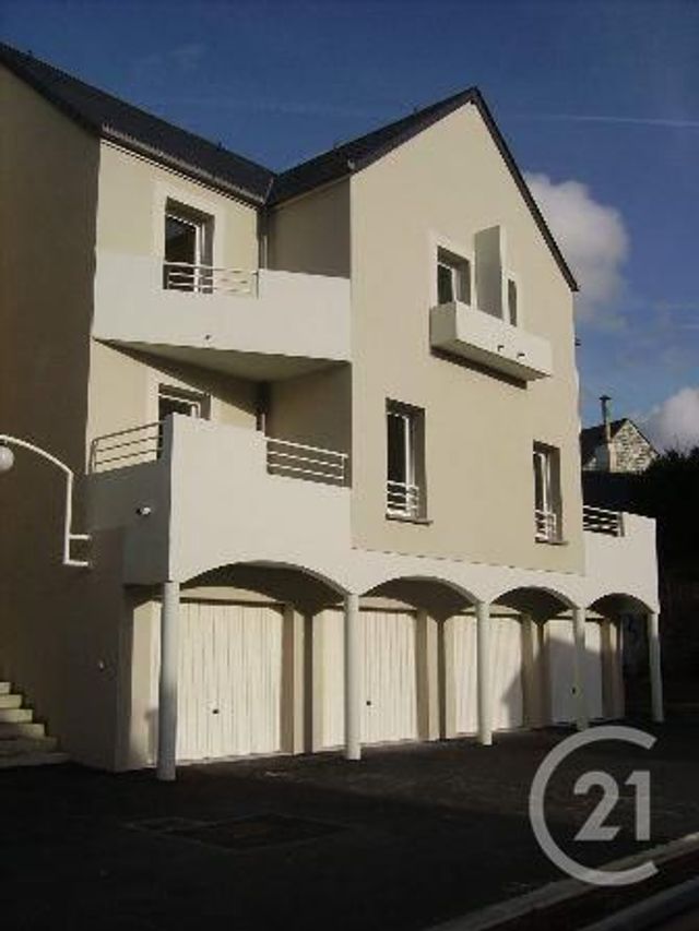Appartement F4 à louer - 4 pièces - 87.0 m2 - CHERBOURG OCTEVILLE - 50 - BASSE-NORMANDIE - Century 21 Hervé Regnault