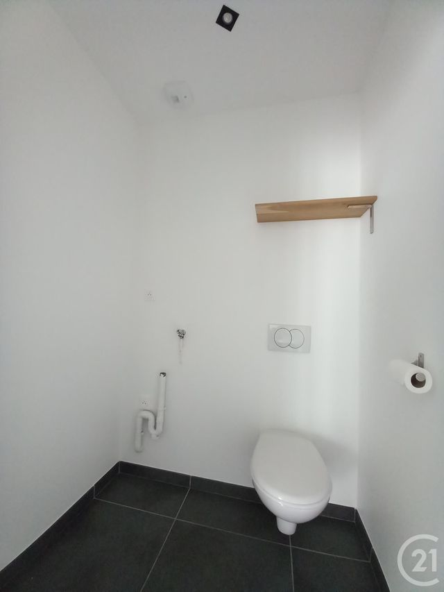 Appartement F2 à louer - 2 pièces - 50.0 m2 - CHERBOURG EN COTENTIN - 50 - BASSE-NORMANDIE - Century 21 Hervé Regnault
