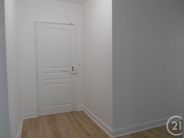 Appartement F3 à louer - 3 pièces - 59.47 m2 - CHERBOURG EN COTENTIN - 50 - BASSE-NORMANDIE - Century 21 Hervé Regnault