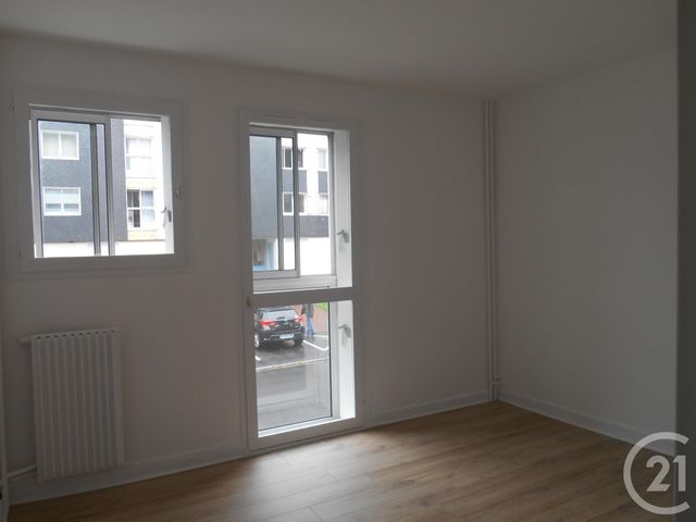 Appartement F3 à louer - 3 pièces - 59.47 m2 - CHERBOURG EN COTENTIN - 50 - BASSE-NORMANDIE - Century 21 Hervé Regnault